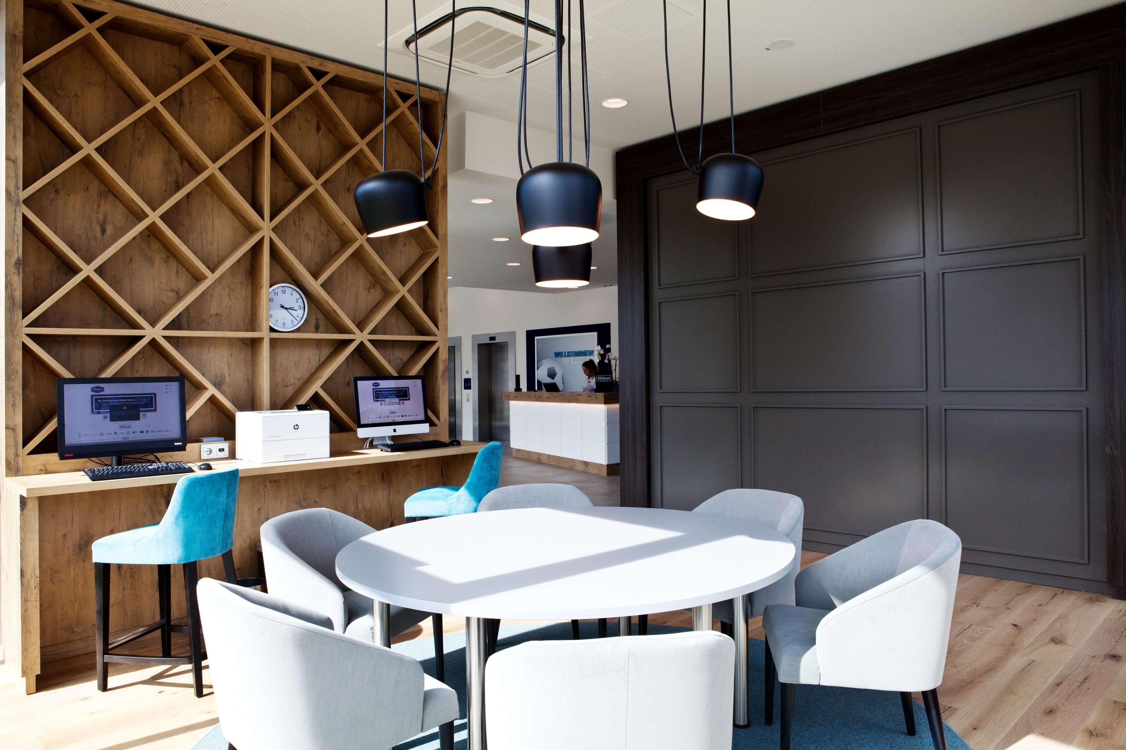 Hampton By Hilton Aachen Tivoli Hotel Bagian luar foto